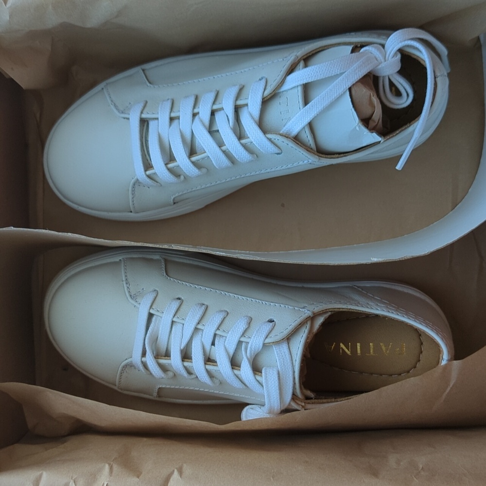 Portland Leather - Patina 5.5 white low top sneakers